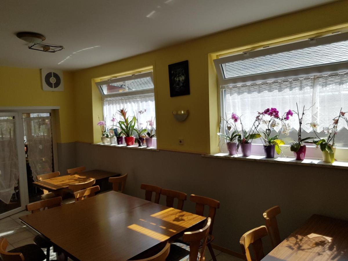 Albergo Restaurante Da Franco 부헨보이렌 외부 사진